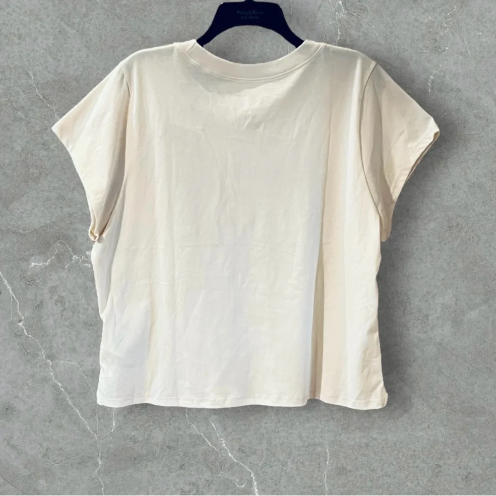 NWT The North Face Women’s Earth Day Slim Cutie Tee - Picture 8 of 13